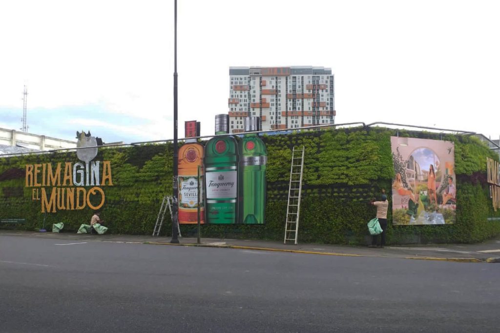 Valla Publicitaria Tanqueray 2